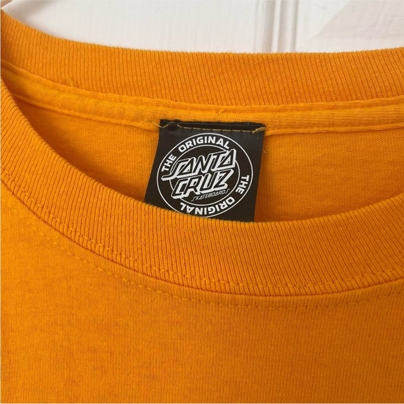Santa Cruz T-Shirt - like new. Worn once - Picture 3 of 4